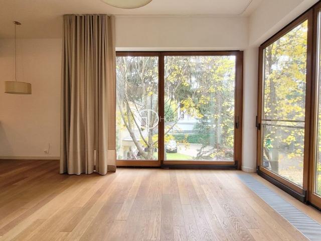 Luksusowy apartament 116 m2 w sercu Saskiej Kępy, garaż, meble