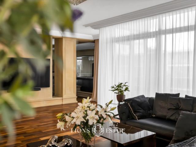 Do sprzedania luksusowy apartament 240 m² z balkonami i garażem