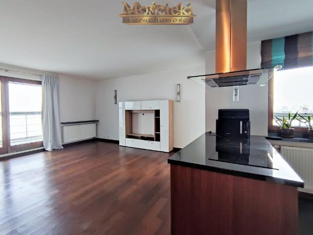Wynajmę luksusowy apartament 74 m² z panoramicznym widokiem na Warszawę
