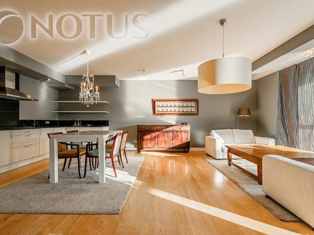 Luksusowy apartament z panoramicznymi widokami na Odrę