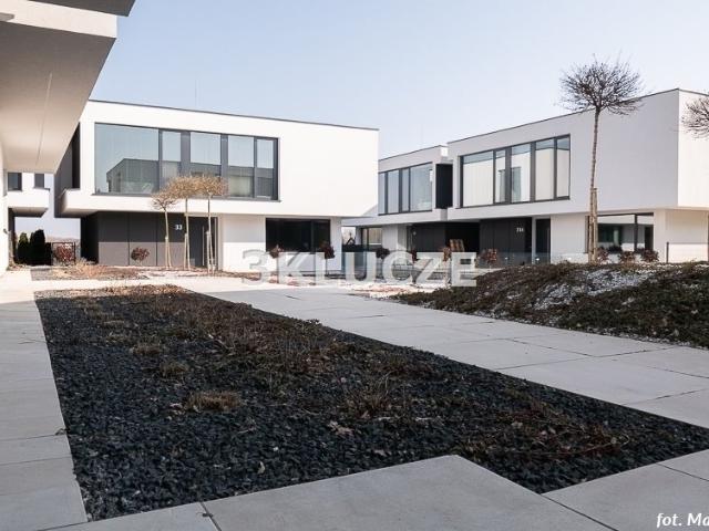 Luksusowy dom 236 m2 w Royal Residence z ogrodem