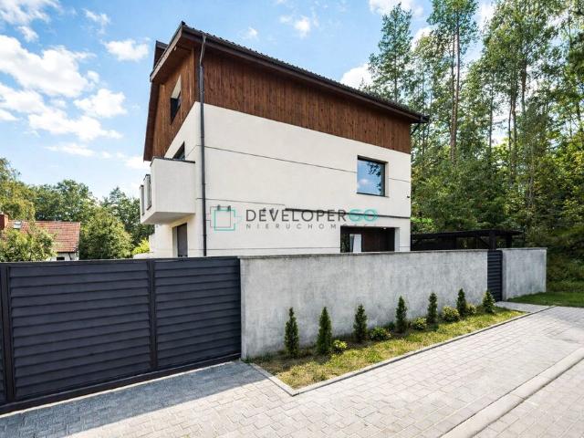 Luksusowy dom 300 m² z gabinetem i panelami słonecznymi polecam