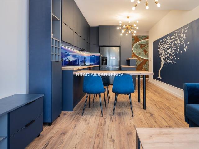 Luksusowy loft z strefą SPA, 4 sypialnie, balkon