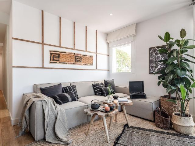 Lush Jungle Inspired 2 Bedroom Apartment with Terrace and Workspace in Trafalgar, Madrid Amsterdam Apartments for Rent