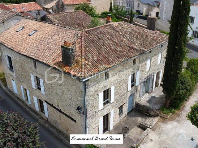 Lusignan Vente Immeuble 86