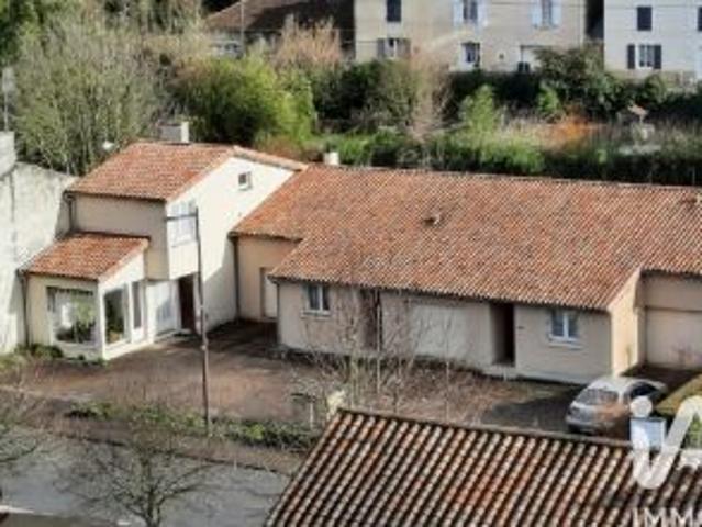 Lusignan Vente Immeuble 86