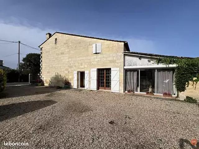 Lussac 33570 Achat / Vente maison 6 pièces t6 piscine