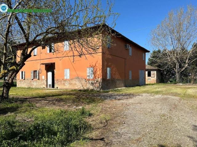 Lussuoso casale in affitto Via Argini, Minerbio, Emilia Romagna