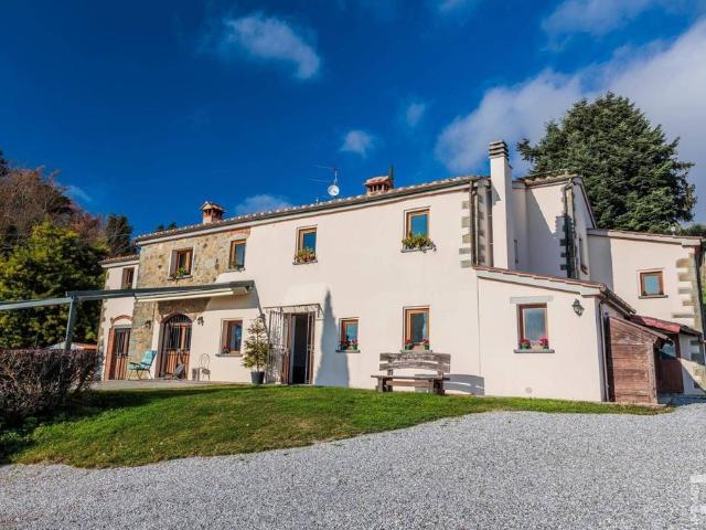 Lussuoso casale in vendita Via Campore, Marliana, Pistoia, Toscana