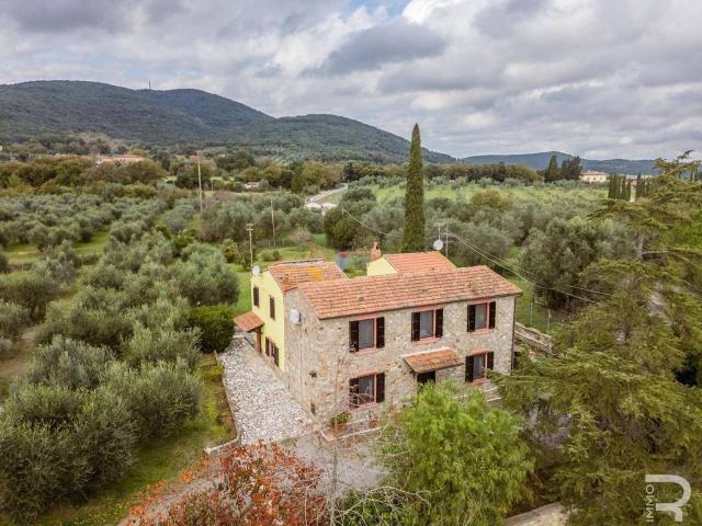 Lussuoso casale in vendita Via Bivio Ravi, Gavorrano, Toscana