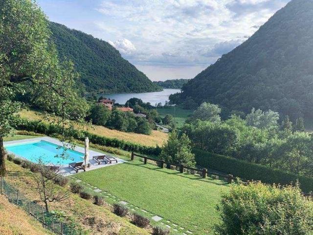 Lussuoso casale in vendita Via Donizetti, 2, Canzo, Como, Lombardia