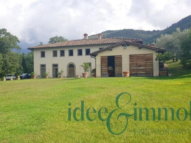 Lussuoso casale in vendita Via della Badia, Loro Ciuffenna, Arezzo, Toscana
