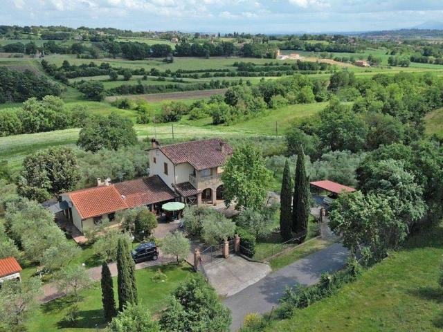 Lussuoso casale in vendita via della selce, Foiano della Chiana, Arezzo, Toscana