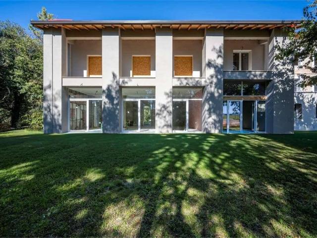 Lussuoso casale in vendita Via Oscar Zanichelli, 9, Reggio Emilia, Emilia Romagna