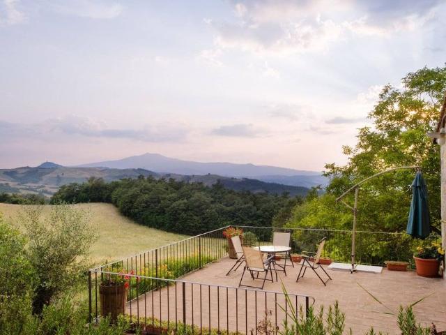 Lussuoso casale in vendita Via Montagna di Cetona, Sarteano, Siena, Toscana