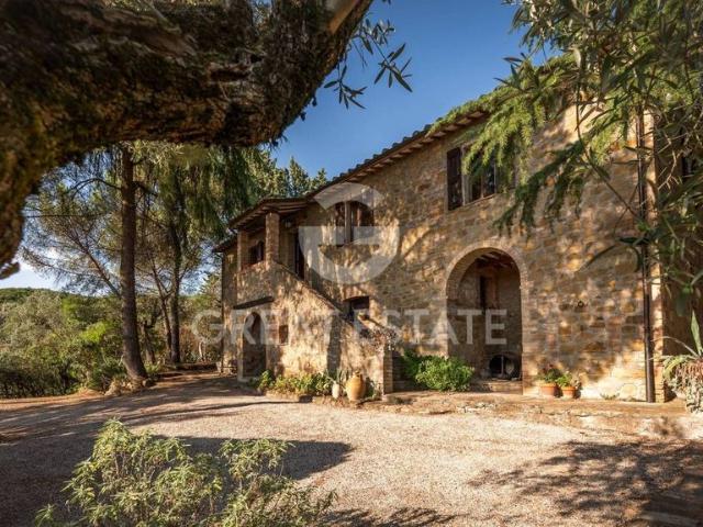 Lussuoso casale in vendita Via Monte Cucco, Magione, Umbria