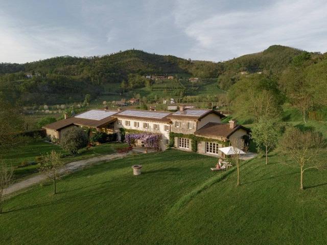 Lussuoso casale in vendita Via Scagliara, Montegrotto Terme, Padova, Veneto