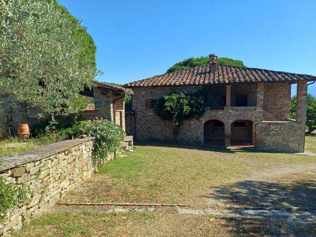 Lussuoso casale in vendita Via Roma, Cavriglia, Toscana