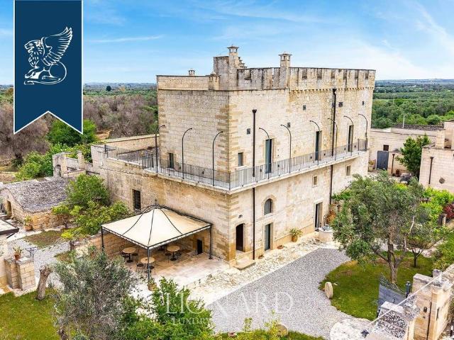 Lussuoso casale in vendita Villa Castelli, Italia