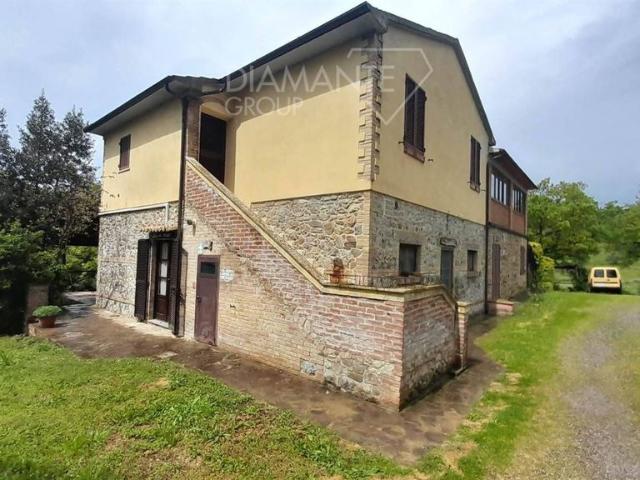 Lussuoso casale in vendita Cinigiano, Toscana