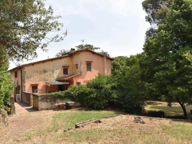Lussuoso casale in vendita Figline e Incisa Valdarno, Italia