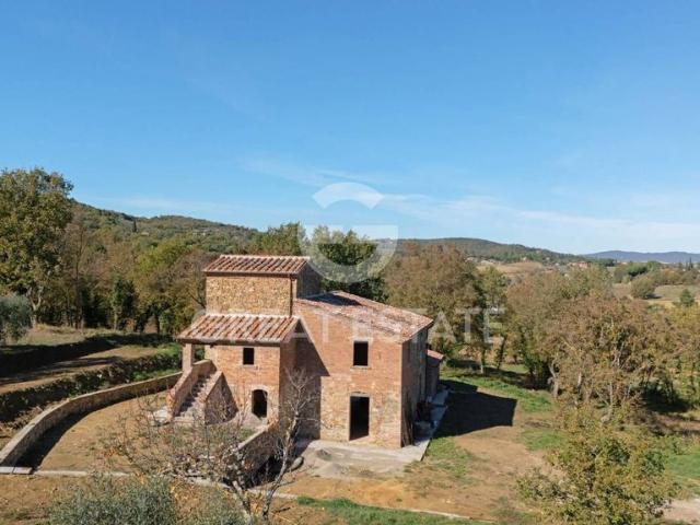 Lussuoso casale in vendita località Valle, Lucignano, Arezzo, Toscana
