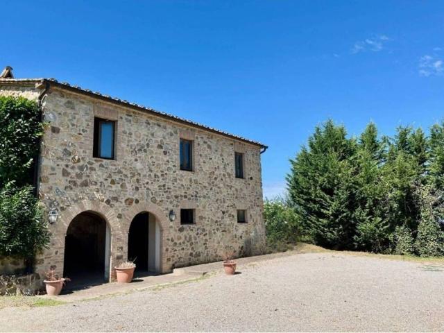 Lussuoso casale in vendita Montalcino, Italia