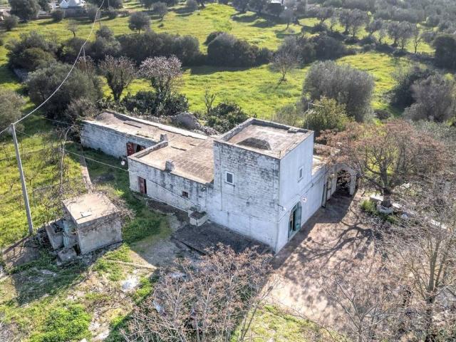 Lussuoso casale in vendita Ostuni, Puglia