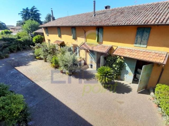 Lussuoso casale in vendita PIAZZA S.FRANCESCO, Soresina, Lombardia