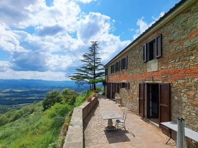 Lussuoso casale in vendita Strada Provinciale Valdarno Casentinese, Castiglion Fibocchi, Arezzo, Toscana