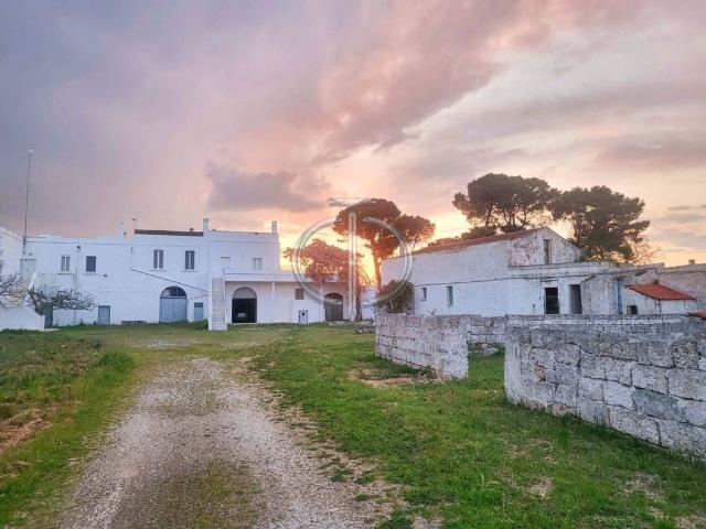 Lussuoso casale in vendita Strada Vicinale Vecchia di Matera, Gioia del Colle, Bari, Puglia