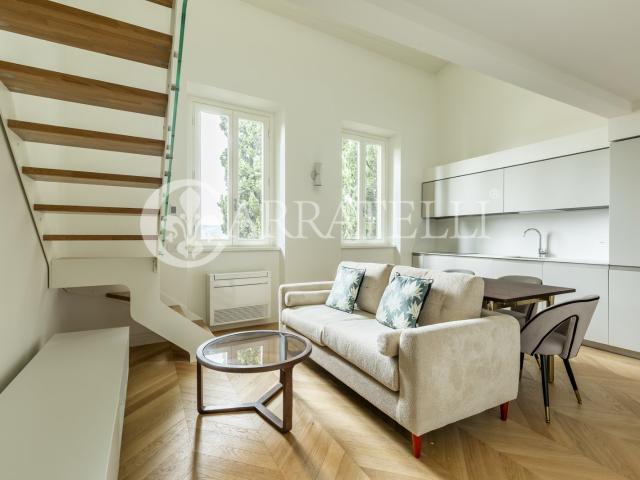 Lussuoso duplex con affacci esclusivi su Monumenti e Arno, i. 80m² Firenze
