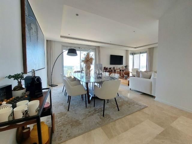 LUXUEUX appartement à vendre CFC