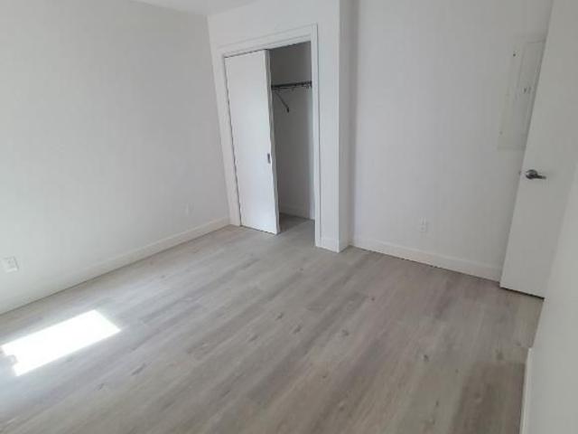 Luxueux condo neuf et moderne 4 1/2 Métro PIE IX Montréal Hochelaga Maisonneuve à louer appartement / logement