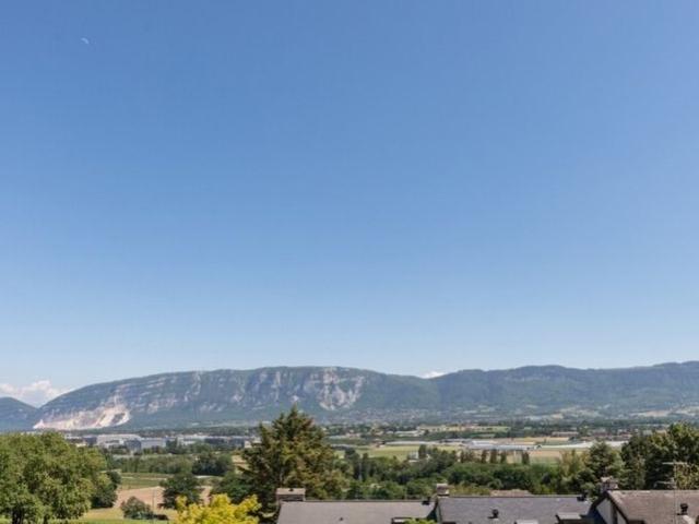 Luxueux duplex avec vue dégagée | dreamo. Ch