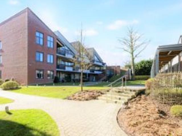 Luxueuze assistentiewoning met ruim terras