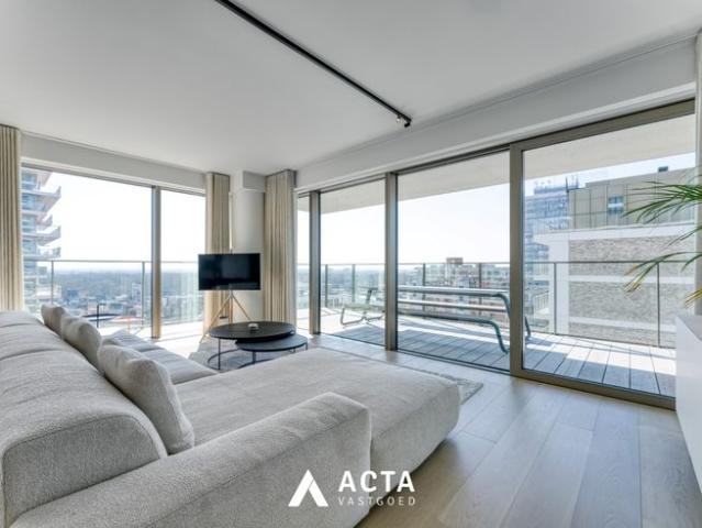 Luxueus afgewerkt nieuwbouw appartement in SKY TOWER ONE