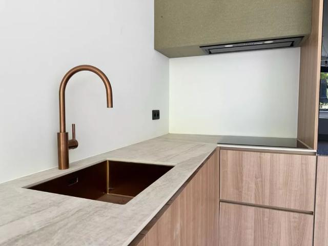 Luxueus appartement met 2 slpk en terras + tuin te Berchem
