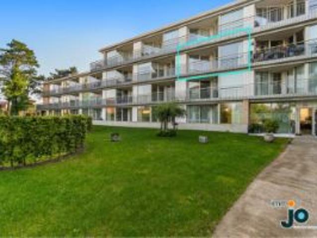 Luxueus assistentie appartement met topfaciliteiten te ko.