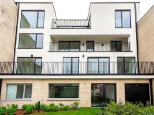 Luxueus energiezuinig project “De Waterhoen”