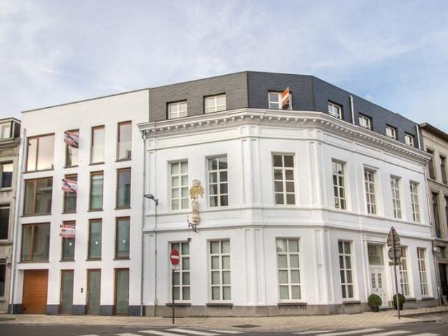 Luxueus gemeubeld dakappartement te huur op TOP locatie