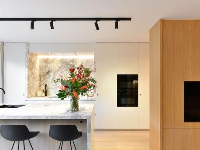Luxueus gerenoveerd 3 slk appartement zeer centraal gelegen