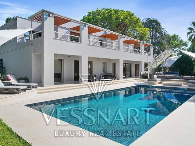 Luxueuse villa contemporaine dans un emplacement prestigieux 400m² Saint Jean Cap Ferrat