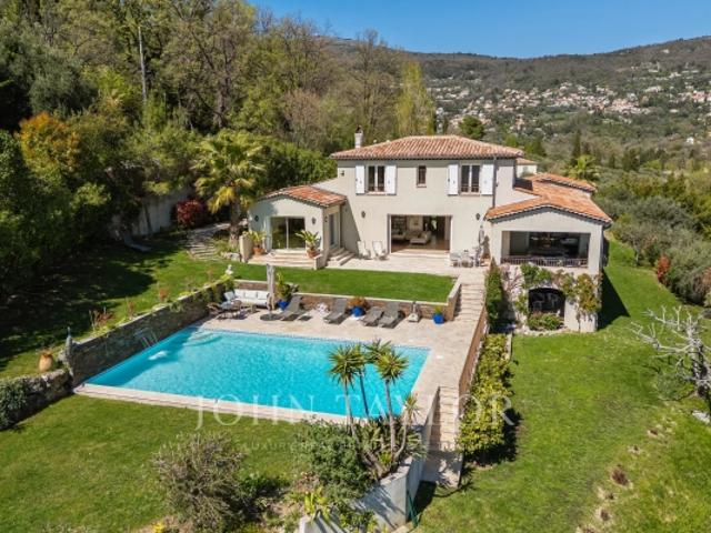 Luxueuse villa de 7 chambres avec vue panoramique pour une grande famille