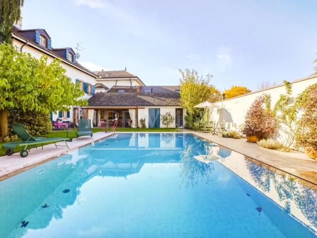 Luxueuse demeure du début du 19ème siècle avec piscine