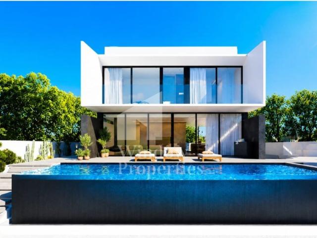 Luxuosa Moradia Contemporânea, com elevador, piscina interio. 220m² Montenegro