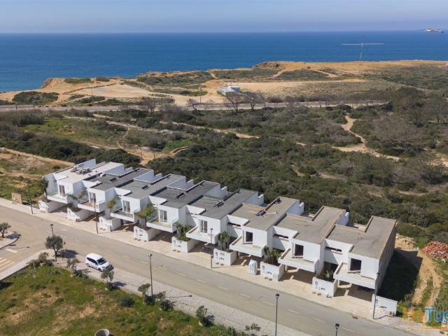 Luxuosa Moradia Germinada T3+1 com Vista Mar em Sagres | 26064082422