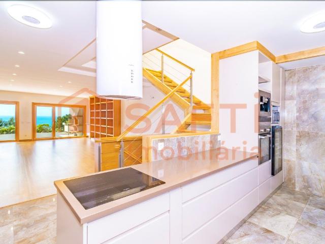 Luxuosa moradia em condominio privado com vista mar 228m² Nazaré