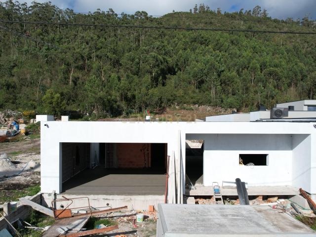 Luxuosa Moradia T3 em Construçao em Marinhas Esposende