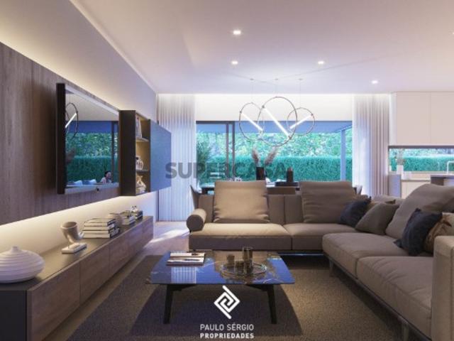 Luxuosa moradia T3 em Palmeira Braga